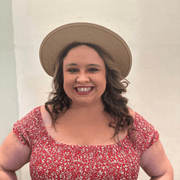 Mackenzie M., Nanny in 46140 with 8 years of paid experience