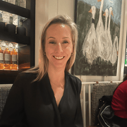 Kerri R., Babysitter in New Hyde Park, NY with 25 years paid experience