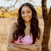 Chloe L., Nanny in 68048 with 4 years of paid experience