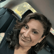 Araceli R., Care Companion in Oakland, CA with 15 years paid experience