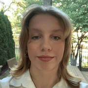 Victoria P., Pet Care Provider in Lake Forest, IL with 5 years paid experience