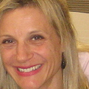 Joanna M. - Amityville Babysitter
