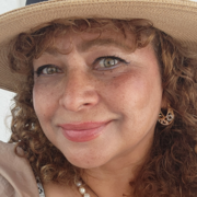 Linkha R., Babysitter in 91010 with 15 years of paid experience