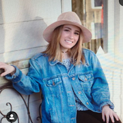 Anastasia R. - South Jordan Babysitter