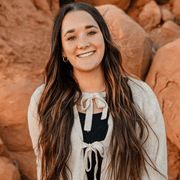Ashlyn T., Child Care in La Verkin, UT 84745 with 5 years of paid experience