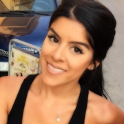 Vanessa M. - Schaumburg <span class="translation_missing" title="translation missing: en.application.care_types.child_care">Child Care</span>