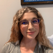 Abi W., Pet Care Provider in Gresham, OR with 1 year paid experience