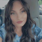 Lindsey R., Babysitter in 52001 with 4 years of paid experience