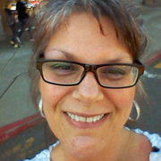 Julie D. - Yelm Babysitter
