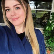 Olivia S. - Topanga <span class="translation_missing" title="translation missing: en.application.care_types.child_care">Child Care</span>