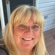 Lynn H., Babysitter in Rochester, PA 15074 with 16 years of paid experience