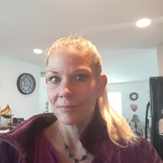 Karen J., Pet Care Provider in Mount Vernon, WA 98273 with 1 year paid experience