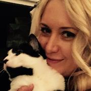 Emilia K. - Chicago Pet Care Provider