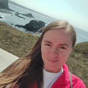 Candace B., Nanny in State Center, IA 50247 with 8 years of paid experience