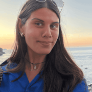 Zoe N., Babysitter in Truckee, CA 96161 with 5 years of paid experience