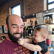 Andrew M. - Chicago Babysitter