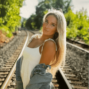 Olivia H., Babysitter in West Linn, OR with 4 years paid experience