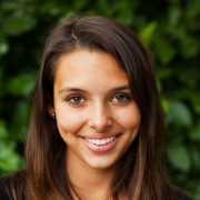 Larissa R., Pet Care Provider in Chicago, IL with 7 years paid experience