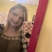 Kaytlin R. - Mac Arthur Babysitter