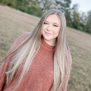 Addison G., Nanny in Fayetteville, AR 72701 with 5 years of paid experience