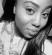 Chelsea O., Pet Care Provider in Aurora, IL with 4 years paid experience