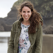 Courtney L. - Portland Babysitter