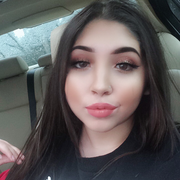 Lauren R. - Chino Babysitter