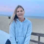 Evalyn F., Pet Care Provider in Fredericksburg, VA with 3 years paid experience