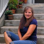 Lillian H., Pet Care Provider in Snohomish, WA 98296 with 1 year paid experience