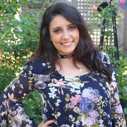 Bruna A. - Orland Park Babysitter