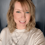 Ashley S., Child Care in Maize, KS 67101 with 20 years of paid experience