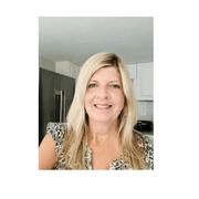 Laura K., Babysitter in Dunedin, FL with 19 years paid experience