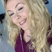 Michaela W. - Daly City Nanny