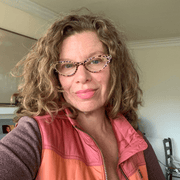 Roxane M., Nanny in Oak Park, IL with 35 years paid experience