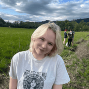 Krimzen M., Child Care in Scio, OR 97374 with 9 years of paid experience