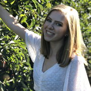 Amanda M. - Selden Babysitter