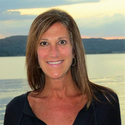 Annette S. - New Rochelle <span class="translation_missing" title="translation missing: en.application.care_types.child_care">Child Care</span>