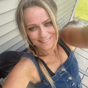 Kellie V., Babysitter in Riverhead, NY with 10 years paid experience