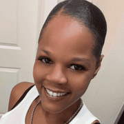 Shannon H., Babysitter in 78655 with 20 years of paid experience