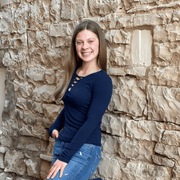 Peyton V., Babysitter in 63019 with 0 years of paid experience