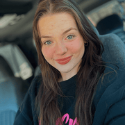 Crystal W., Nanny in 18091 with 8 years of paid experience