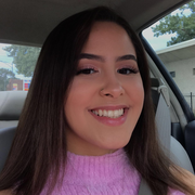 Nadia R., Babysitter in Chicago, IL with 1 year paid experience
