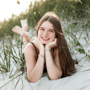 Madison H., Babysitter in 93402 with 0 years of paid experience