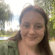 Emily H., Pet Care Provider in Glendale, CA with 4 years paid experience