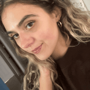 Zoe H., Nanny in Afton, MN 55001 with 7 years of paid experience