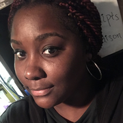 Shantelle F. - New York Babysitter
