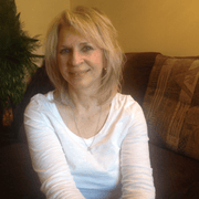 Robin R., Babysitter in Darlington, SC 29532 with 12 years of paid experience