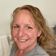 Cindy L., Nanny in Bentonville, AR with 27 years paid experience