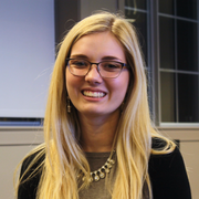 Sierra W. - Bloomington Babysitter