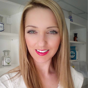 Henriett Diana S. - San Diego <span class="translation_missing" title="translation missing: en.application.care_types.child_care">Child Care</span>